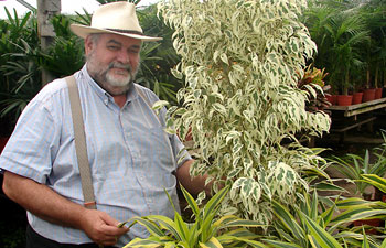 Leonardo Wolf, Ingeniero Agrónomo y Floricultor